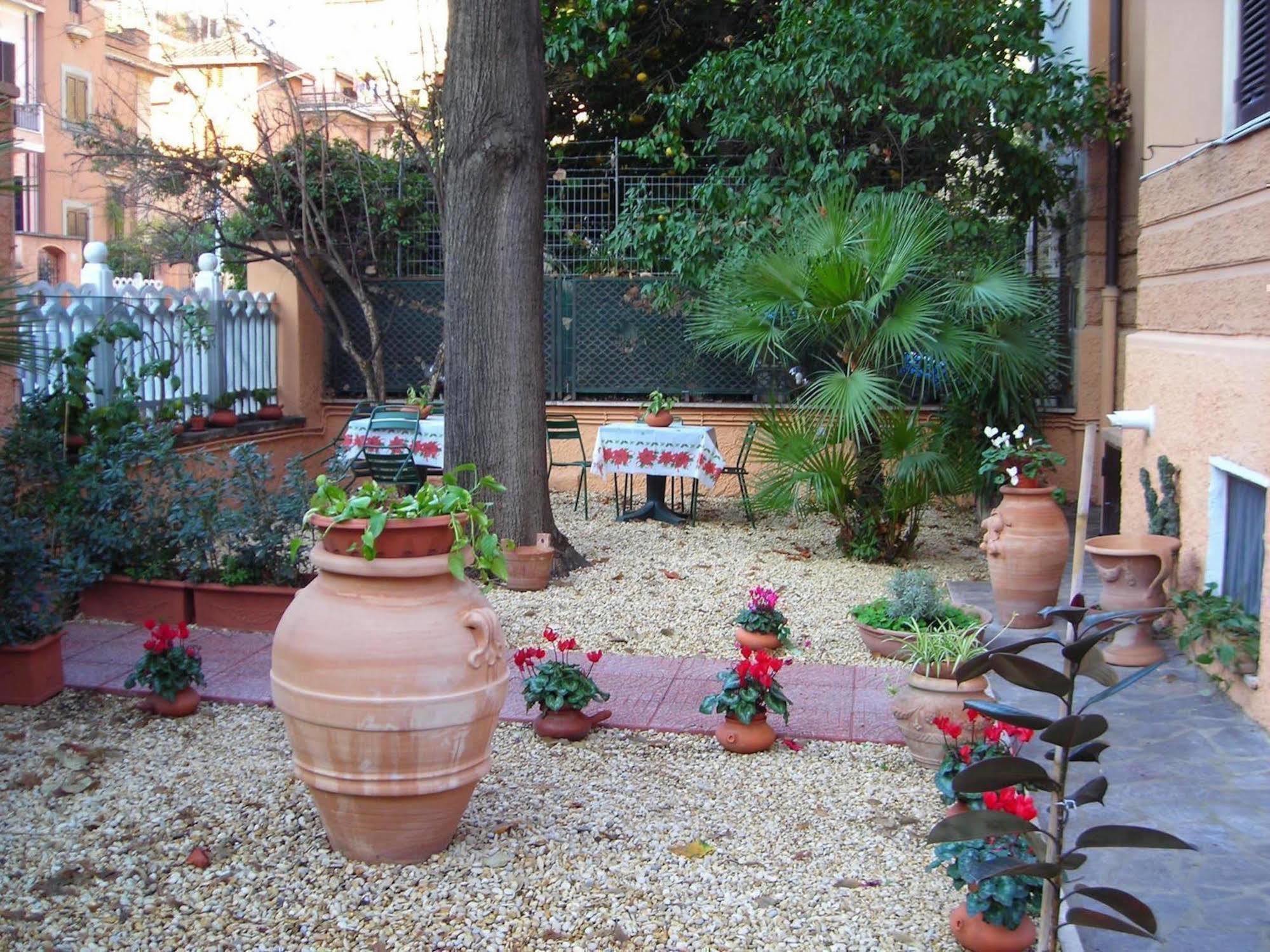 A Vinicius Et Mita Bed and Breakfast Rome Buitenkant foto